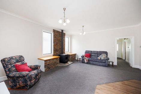 Photo of property in 121/123 High Street, Bulls, 4818