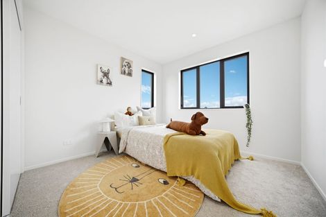 Photo of property in 6 Sails Road, Hobsonville, 0616