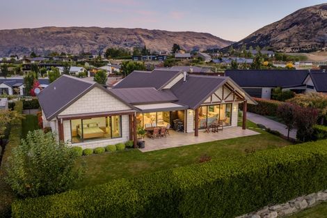 Photo of property in 14 Ruby Ridge, Wanaka, 9305