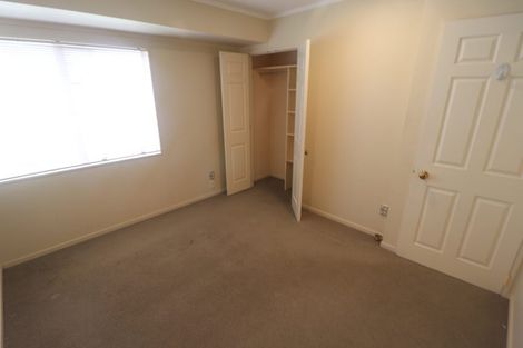 Photo of property in 6 Silkwood Grove, Totara Heights, Auckland, 2105