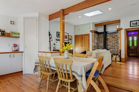 Photo of property in 8 Vienna Street, Waltham, Christchurch, 8023