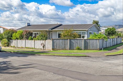Photo of property in 12 Glen Street, Levin, 5510