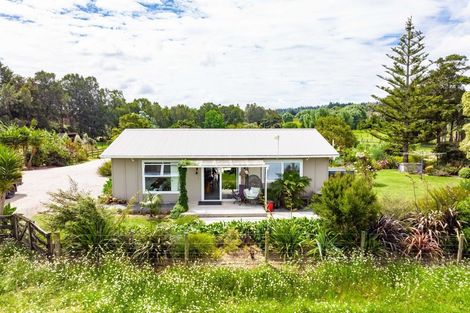 Photo of property in 63 Woodward Road, Maungatapere, Whangarei, 0179