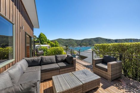 Photo of property in 354b Waikawa Road, Waikawa, Picton, 7220