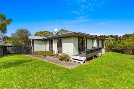 Photo of property in 28 Devonshire Road, Unsworth Heights, Auckland, 0632