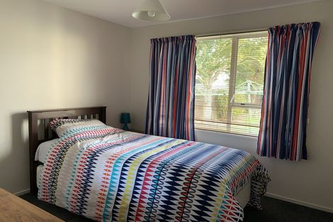 Photo of property in 9 Daytona Place, Parklands, Christchurch, 8083