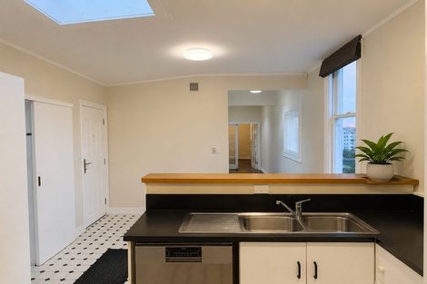 Photo of property in 74 Wright Street, Mount Cook, Wellington, 6021