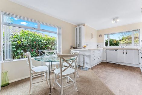 Photo of property in 28 Dan Tori Place, Orewa, 0931