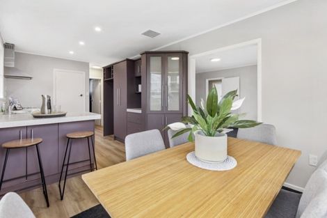 Photo of property in 10 Anderson Road, Deanwell, Hamilton, 3206