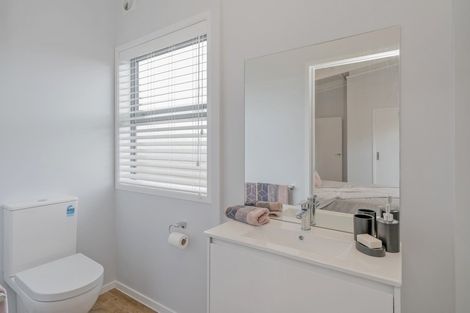 Photo of property in 35 Longreach Drive, Cooks Beach, Whitianga, 3591