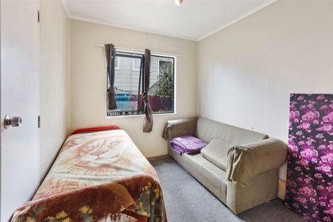 Photo of property in 1/11 Igloo Place, Red Hill, Papakura, 2110