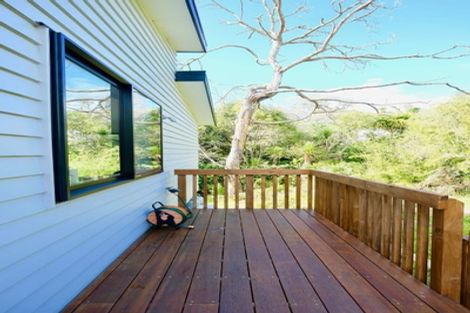 Photo of property in 119a Weatherly Road, Torbay, Auckland, 0630