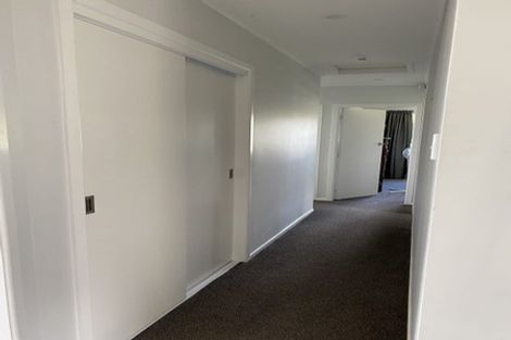 Photo of property in 6 Moehau Grove, Trentham, Upper Hutt, 5018