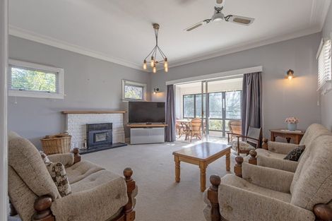 Photo of property in 5 Ruataniwha Street, Waipukurau, 4200