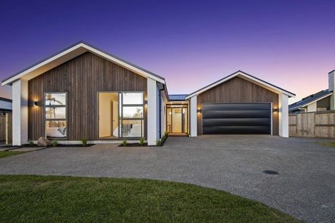 Photo of property in 37 Colpoma Close, Papamoa Beach, Papamoa, 3118