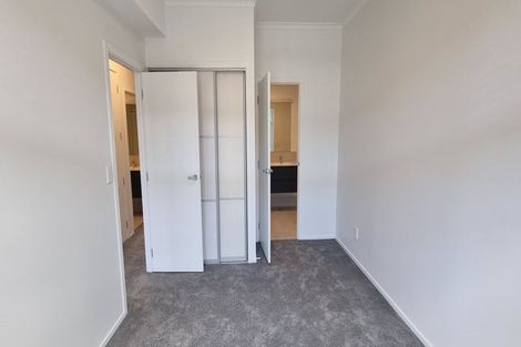 Photo of property in 10/11 Carlos Drive, Flat Bush, Auckland, 2016