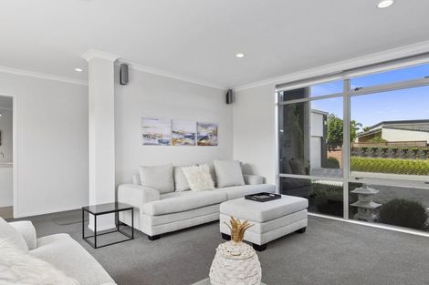 Photo of property in 11 Oriental Parade, Papamoa Beach, Papamoa, 3118