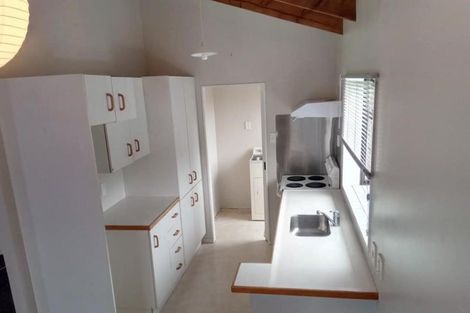 Photo of property in 2/388a West Coast Road, Glen Eden, Auckland, 0602