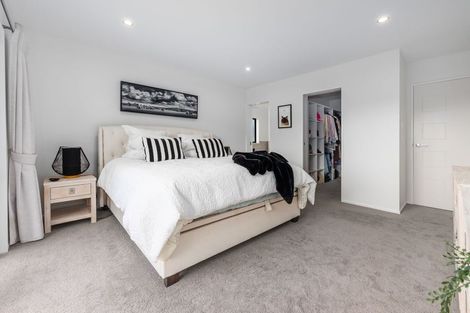 Photo of property in 10 Taranui Way, Paraparaumu Beach, Paraparaumu, 5032