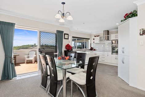 Photo of property in 15 Village Park Drive, Welcome Bay, Tauranga, 3112