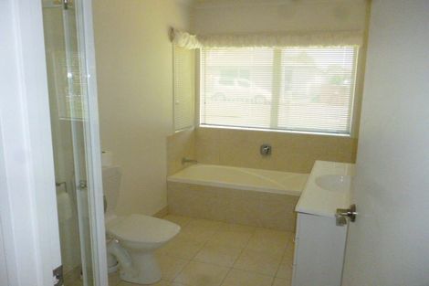 Photo of property in 1 Baird Street, Howick, Auckland, 2014