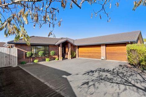 Photo of property in 12 Whitford Place, Rototuna North, Hamilton, 3210