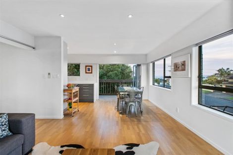 Photo of property in 1/1a Gordon Avenue, Forrest Hill, Auckland, 0620