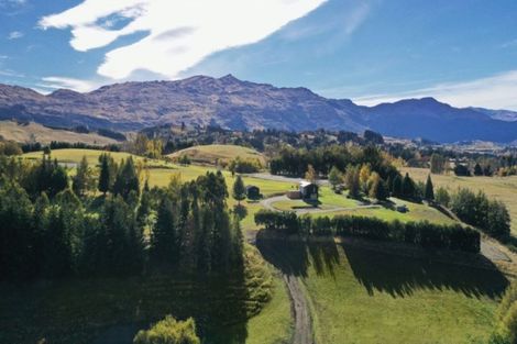 Photo of property in 62 Fitzpatrick Road, Dalefield, Queenstown, 9371