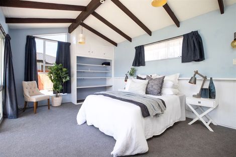 Photo of property in 42 Dunster Street, Burnside, Christchurch, 8053