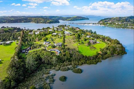 Photo of property in 28 Green Road, Matakana, Warkworth, 0985