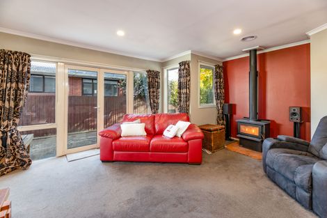 Photo of property in 72 Wingate Street, Redwood, Christchurch, 8051