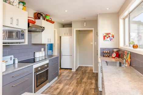 Photo of property in 72 Wingate Street, Redwood, Christchurch, 8051