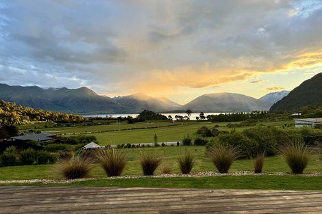 Photo of property in 18 Lookout Drive, Mount Creighton, Queenstown, 9371