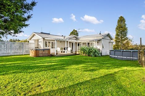 Photo of property in 623 State Highway 16, Kumeu, 0891