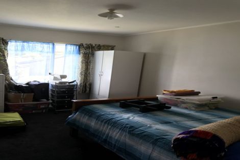 Photo of property in 33 Addison Drive, Glendene, Auckland, 0602