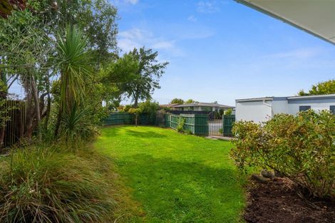 Photo of property in 16 Watson Place, Rangiora, 7400