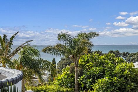 Photo of property in 1a Tiri Road, Takapuna, Auckland, 0620
