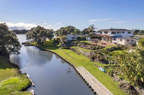 Photo of property in 46 Roretana Drive, Athenree, Katikati, 3177