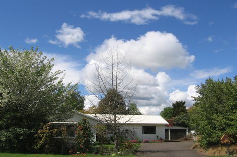 Photo of property in 11 Moana Terrace, Lynmore, Rotorua, 3010