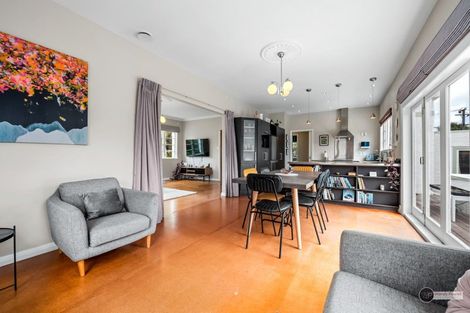 Photo of property in 19 William Street, Petone, Lower Hutt, 5012