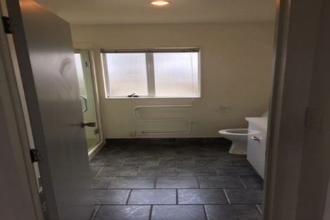 Photo of property in 103b Redoubt Road, Goodwood Heights, Auckland, 2105