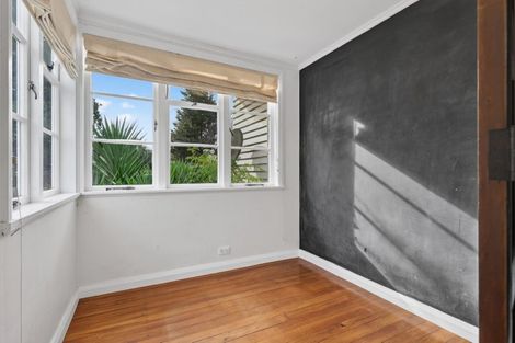 Photo of property in 23 Cairnfield Road, Kensington, Whangarei, 0112