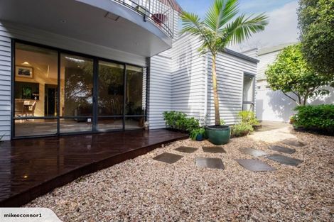 Photo of property in 2/45 Esplanade Road, Mount Eden, Auckland, 1024
