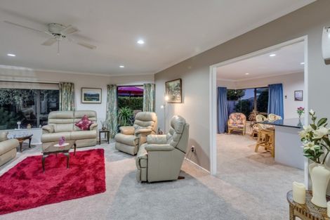 Photo of property in 39 Murray Court, Paraparaumu Beach, Paraparaumu, 5032