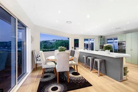 Photo of property in 11 Motuhara Road, Plimmerton, Porirua, 5026