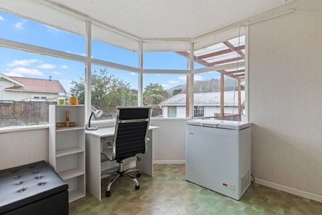 Photo of property in 2 Henton Street, Te Aroha, 3320