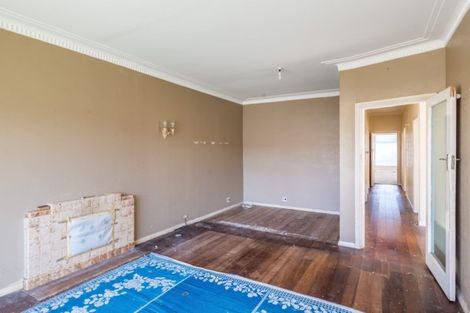 Photo of property in 204 Coutts Street, Rongotai, Wellington, 6022