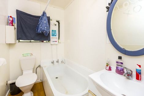 Photo of property in 99a Bird Grove, Stokes Valley, Lower Hutt, 5019