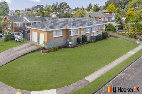 Photo of property in 5 Freshney Place, Hillpark, Auckland, 2102