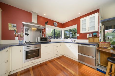 Photo of property in 24 Clearview Drive, Milson, Palmerston North, 4414